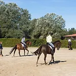 Dom wakacyjny Heidegut Reitsportanlage Und Eschede
