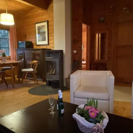 Heidegut Reitsportanlage Und Holiday home *
