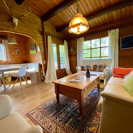 Heidegut Reitsportanlage Und *