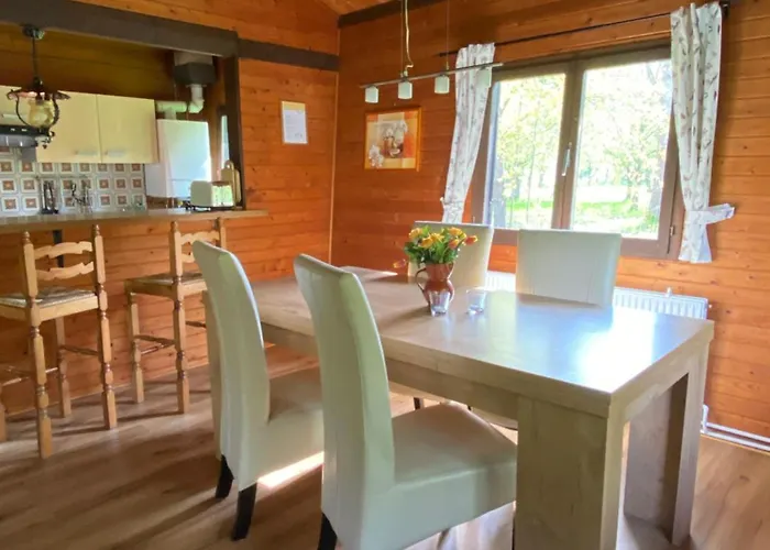 Heidegut Reitsportanlage Und *